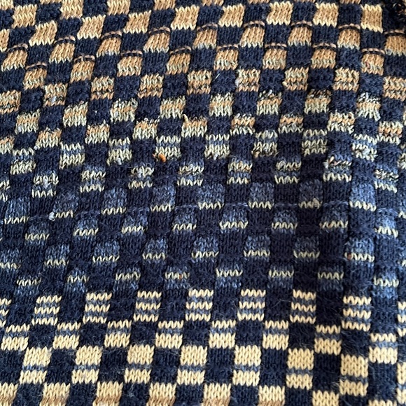 Men’s TRS long sleeve blue multi colored sweater in XL 100% acrylic in good/exce - Picture 3 of 5